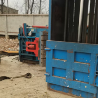 上海有為100噸立式打包機